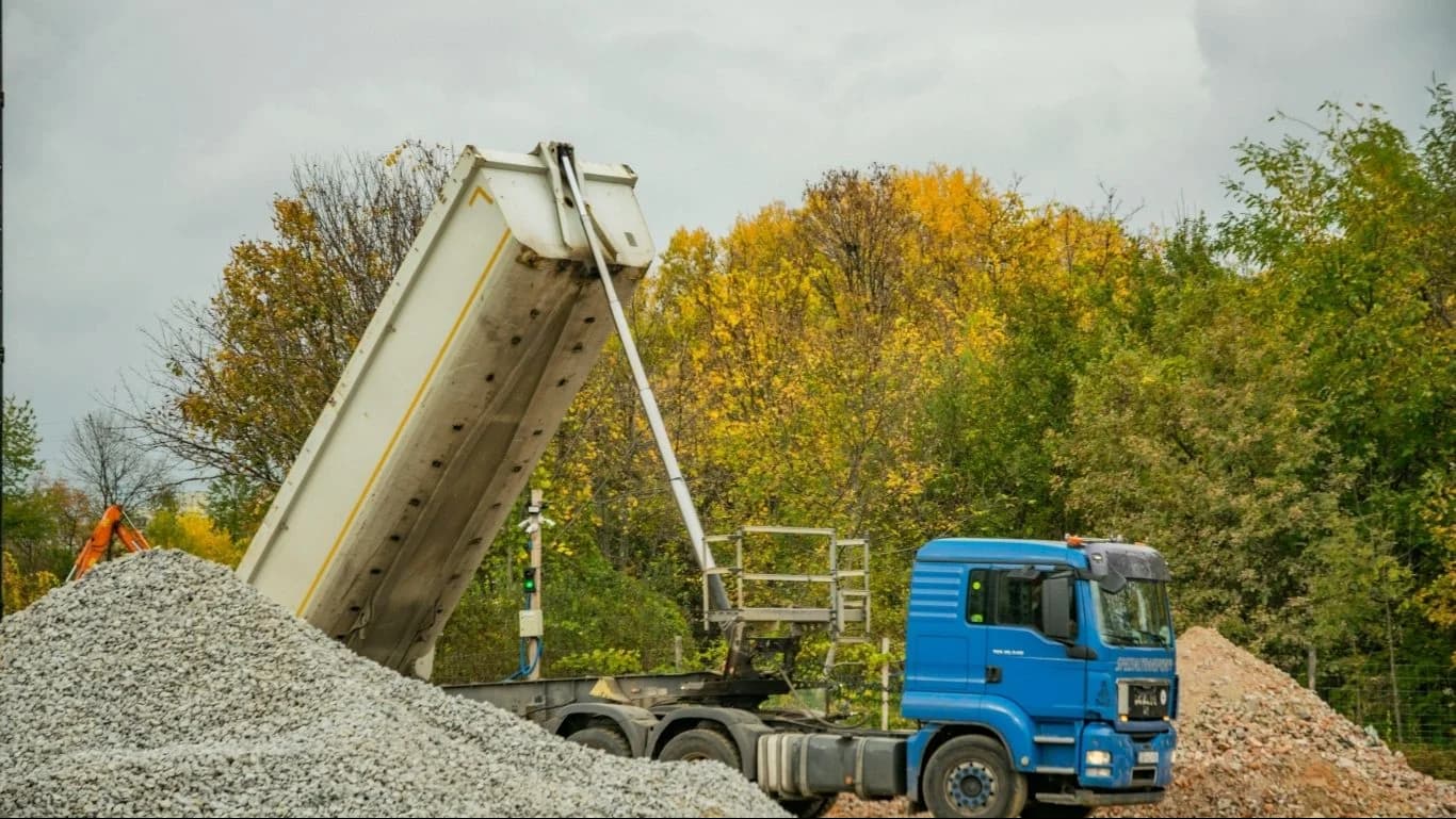 Role of Tilt Switches in the Safety of Cranes, Man Lifts and Dumper Trucks